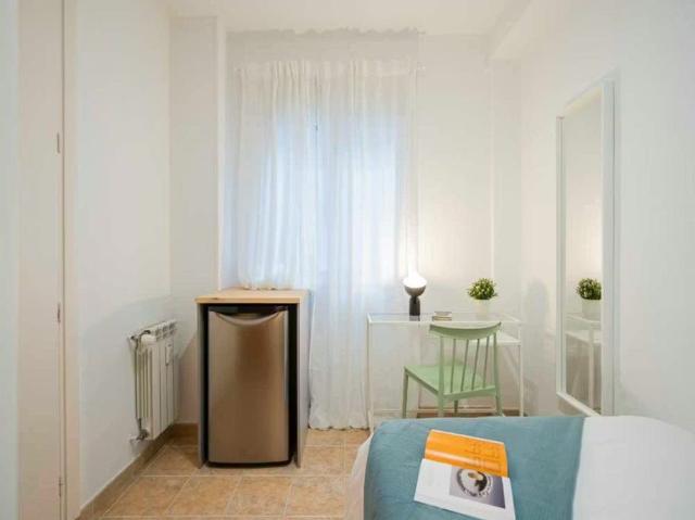 Calle de Bravo Murillo, Madrid, Community of Madrid 28020