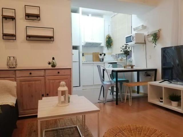 Calle de Carranza, Madrid, Community of Madrid 28004