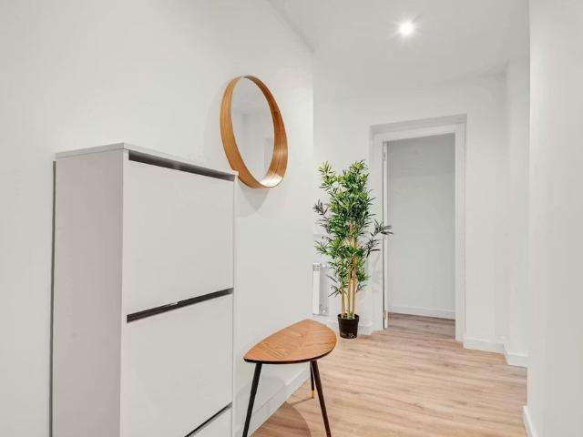 Calle de Carranza, Madrid, Community of Madrid 28004