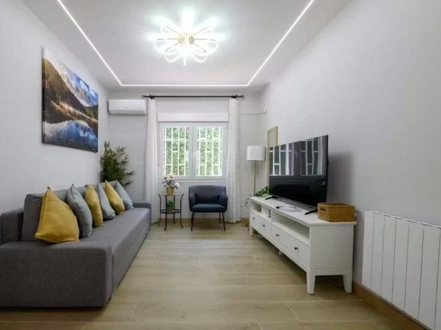 Calle de Castalia, Madrid, Community of Madrid 28022