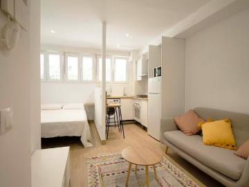 Calle de Corozal, Madrid, Community of Madrid 28033
