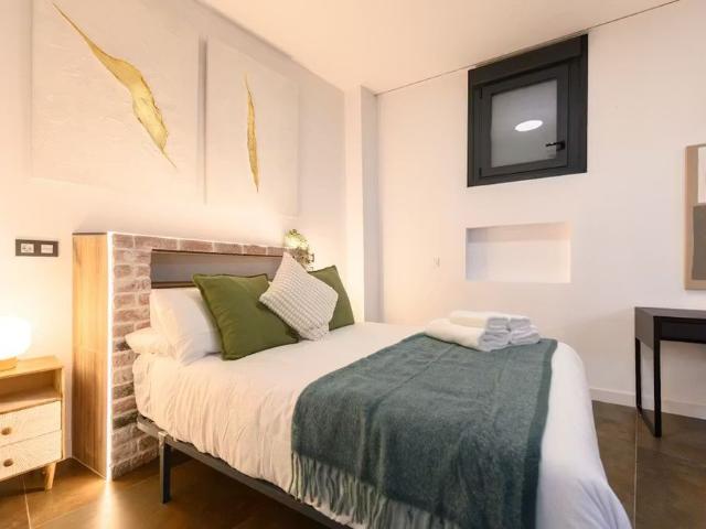 Calle de Don Felipe, Madrid, Community of Madrid 28004