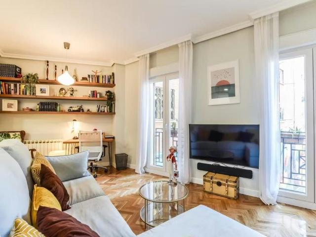 Calle de Embajadores, Madrid, Community of Madrid 28012
