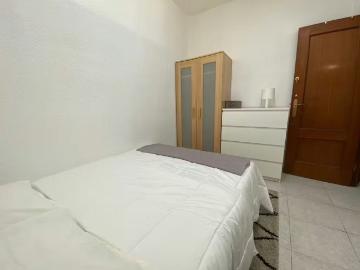 Calle de Embajadores, Madrid, Community of Madrid 28012