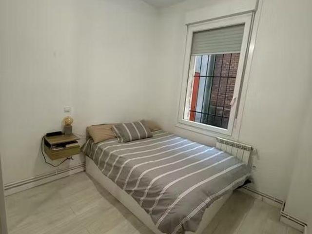 Calle de Enrique Trompeta, Madrid, Community of Madrid 28045