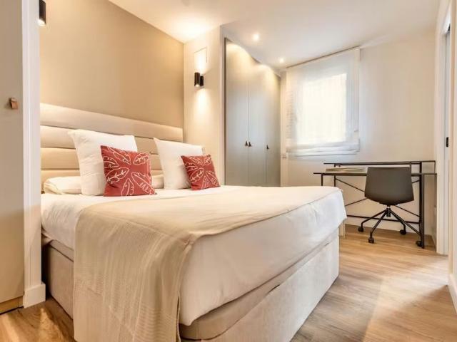 Calle de Felipe Campos, Madrid, Community of Madrid 28002