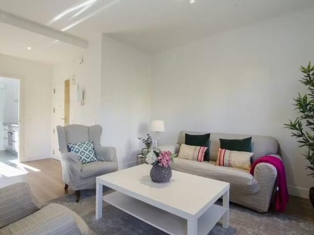 Calle de Fortunata y Jacinta, Madrid, Community of Madrid 28020