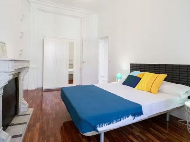 Calle de Fuencarral, Madrid, Community of Madrid 28004