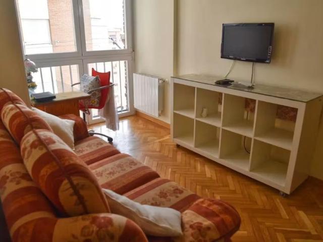 Calle de Genista, Madrid, Community of Madrid 28011