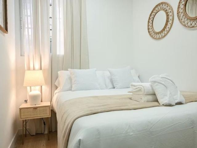 Calle de Gonzalo Herrero, Madrid, Community of Madrid 28039