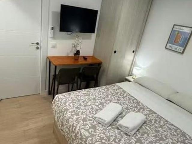 Calle de Godella, Madrid, Community of Madrid 28021