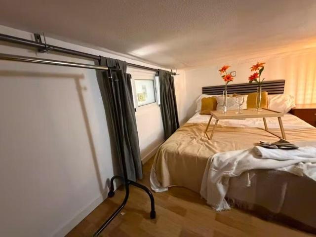 Calle de Hortaleza, Madrid, Community of Madrid 28004