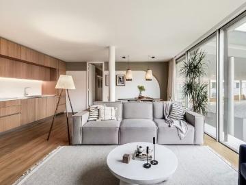Calle de Javier Ferrero, Madrid, Community of Madrid 28002