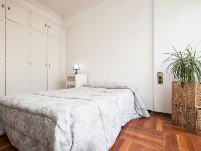 Calle de Jorge Juan, Madrid, Community of Madrid 28009