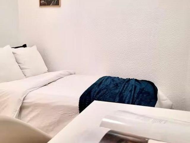 Calle de la Villa, Madrid, Community of Madrid 28005