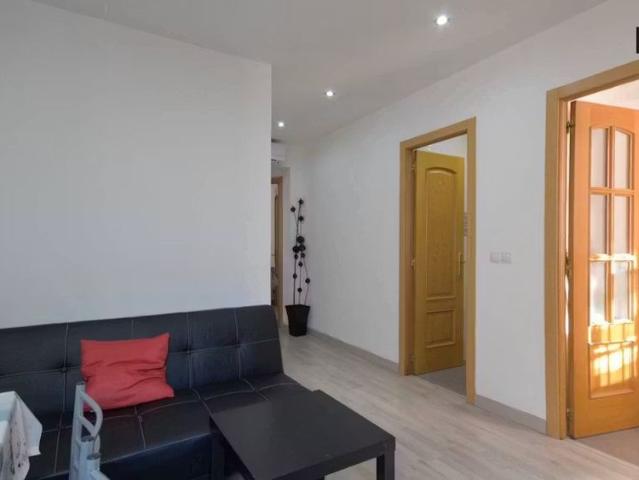 Calle de la Virgen, Madrid, Community of Madrid 28053