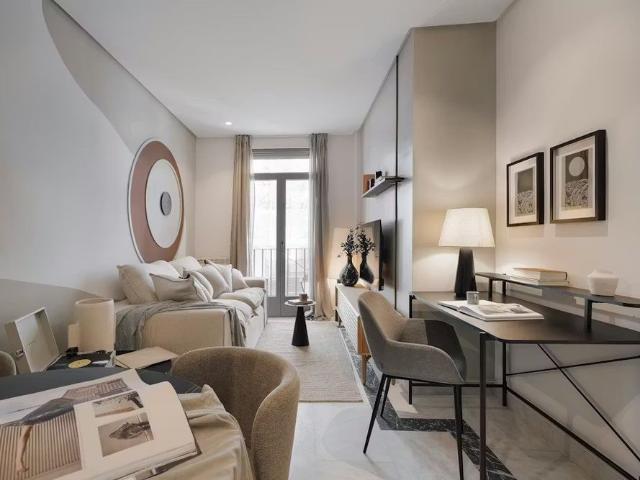 Calle de la Farmacia, Madrid, Community of Madrid 28004