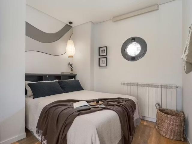 Calle de la Farmacia, Madrid, Community of Madrid 28004