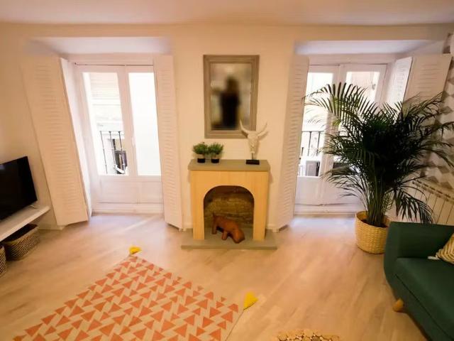 Calle de la Ruda, Madrid, Community of Madrid 28005