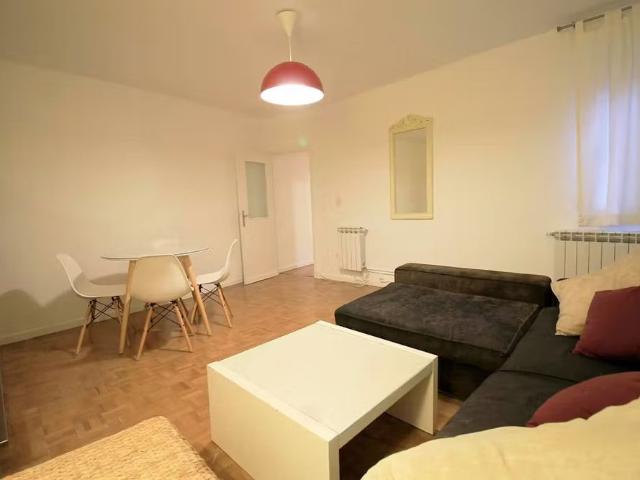Calle de las Infantas, Madrid, Community of Madrid 28004