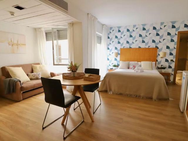 Calle de Leganitos, Madrid, Community of Madrid 28013