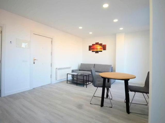 Calle de los Monederos, Madrid, Community of Madrid 28026
