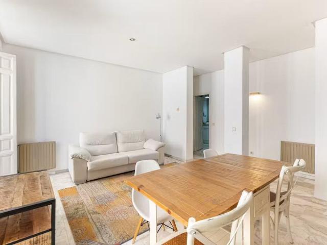 Calle de los Mancebos, Madrid, Community of Madrid 28005