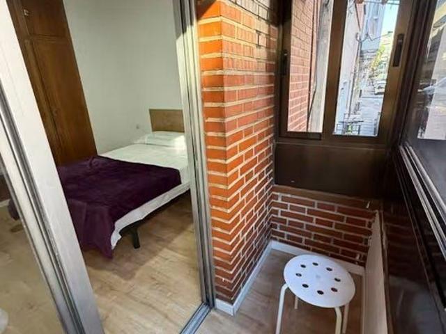 Calle de los Pajaritos, Madrid, Community of Madrid 28007