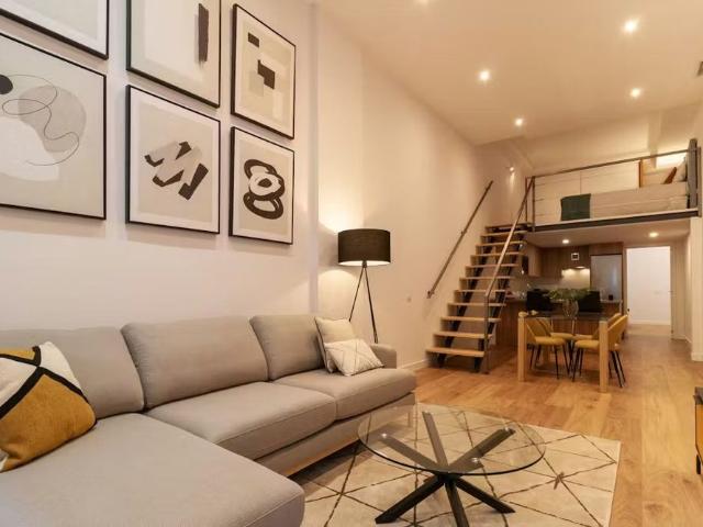 Calle de Mantuano, Madrid, Community of Madrid 28002