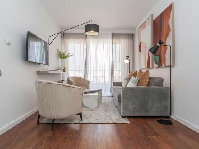 Calle de Mauricio Legendre, Madrid, Community of Madrid 28046
