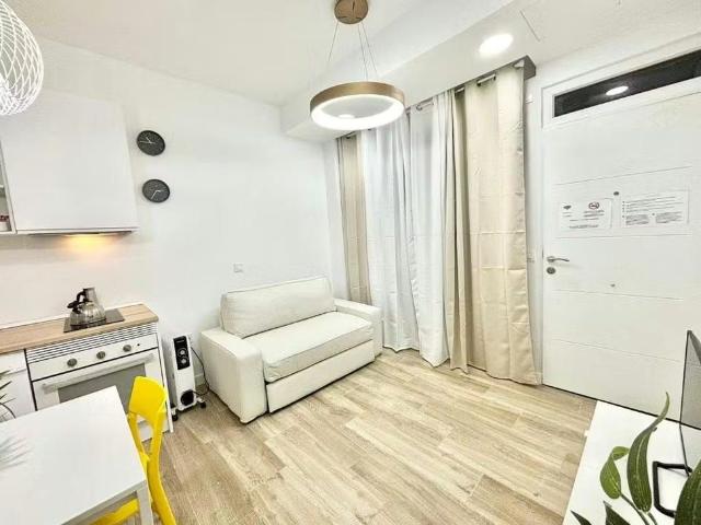 Calle de Mejorana, Madrid, Community of Madrid 28053