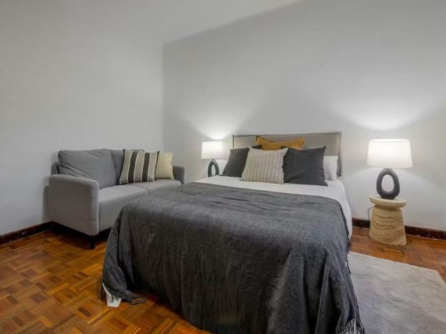 Calle de Nieremberg, Madrid, Community of Madrid 28002