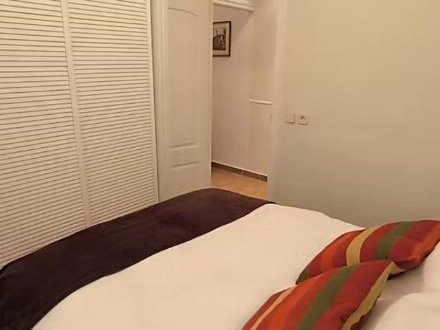 Calle de Palos de la Frontera, Madrid, Community of Madrid 28045