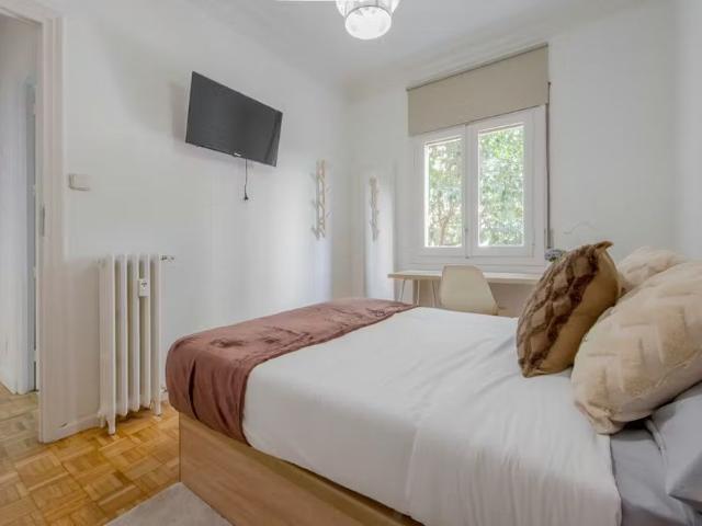 Calle de Peñascales, Madrid, Community of Madrid 28028