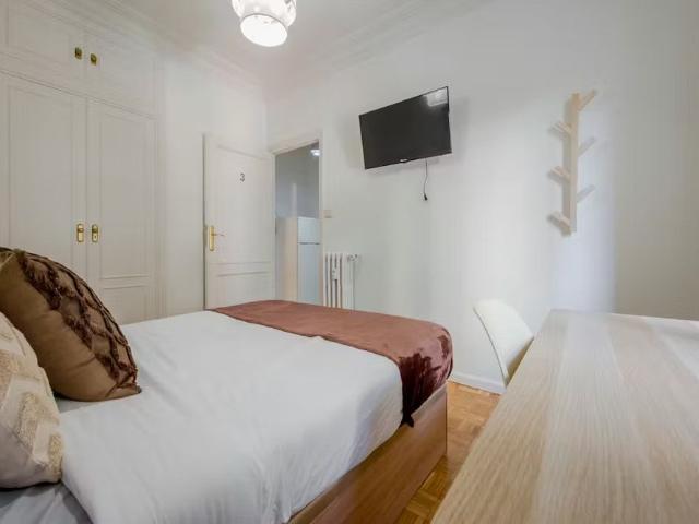 Calle de Peñascales, Madrid, Community of Madrid 28028