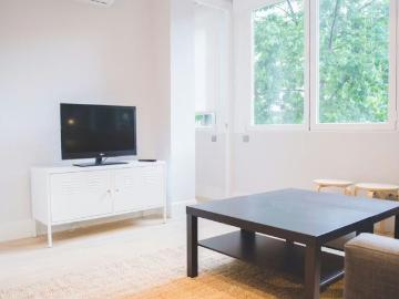 Calle de Puenteareas, Madrid, Community of Madrid 28002