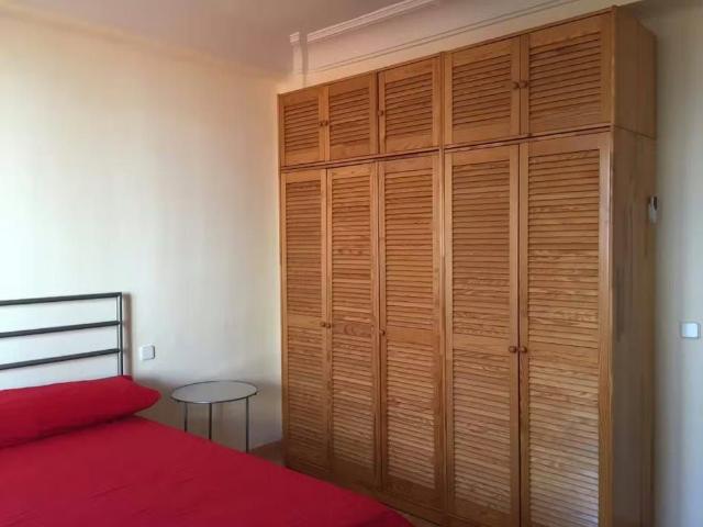 Calle de Rafael de Riego, Madrid, Community of Madrid 28045