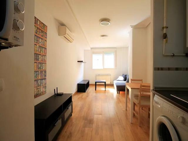 Calle de Robledo, Madrid, Community of Madrid 28039