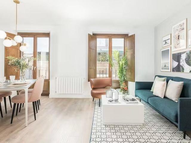 Calle de Santa Ana, Madrid, Community of Madrid 28005
