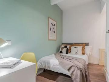 Calle de San Gregorio, Madrid, Community of Madrid 28004