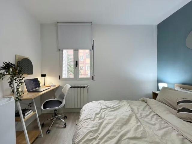 Calle de San Dacio, Madrid, Community of Madrid 28034