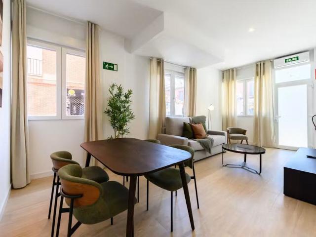 Calle de Sierra Bullones, Madrid, Community of Madrid 28029