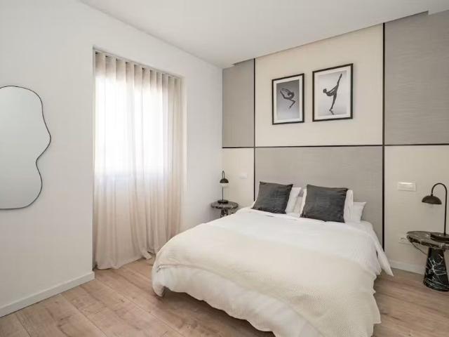 Calle del Cardenal Cisneros, Madrid, Community of Madrid 28010