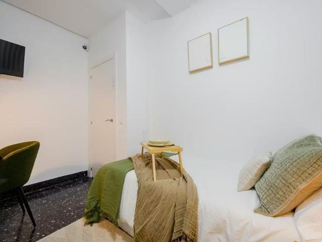 Calle del Castillo, Madrid, Community of Madrid 28010