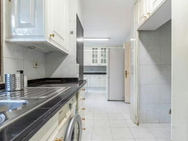 Calle del Abedul, Madrid, Community of Madrid 28036