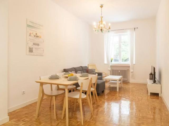 Calle del Arcipreste de Hita, Madrid, Community of Madrid 28015