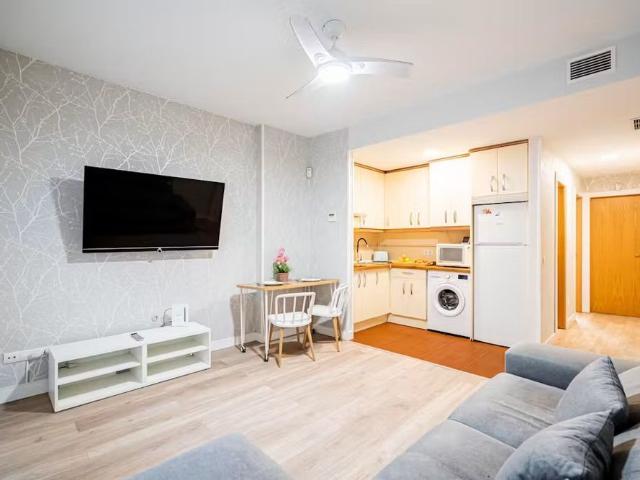 Calle del Pico Cebollera, Madrid, Community of Madrid 28053