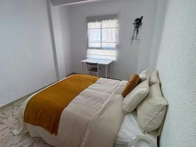 Calle del Rei en Jaume, Xirivella, Valencian Community 46950