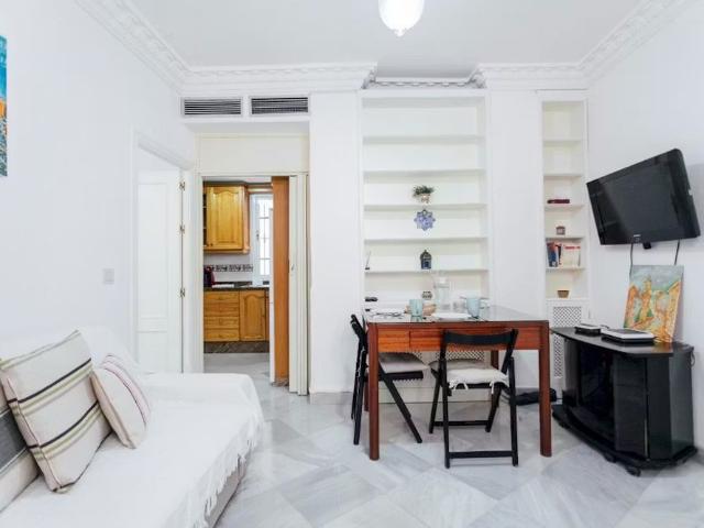 Calle Espronceda, Sevilla, Andalusia 41004