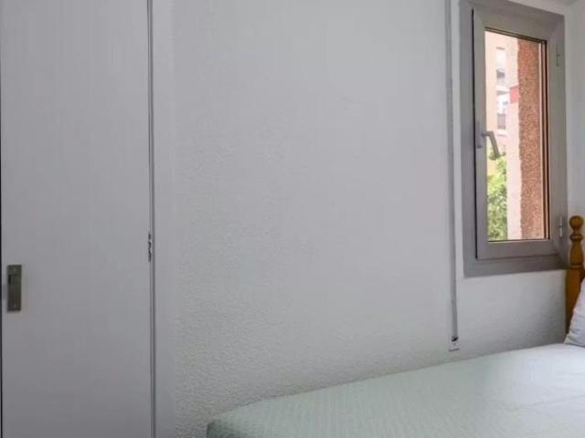 Calle Explorador Andrés, Valencia, Valencian Community 46022